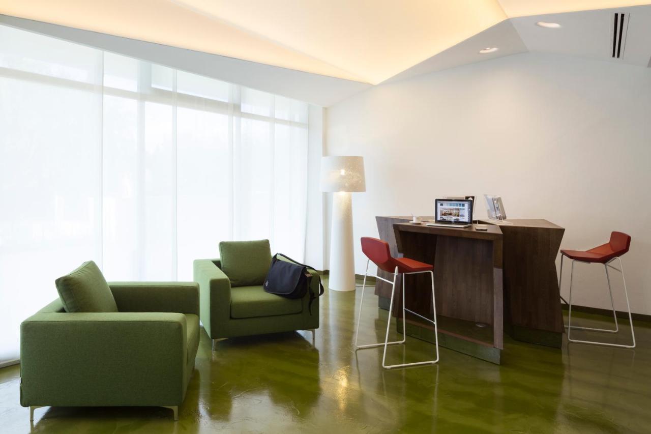 Unaway Hotel Фабро Экстерьер фото