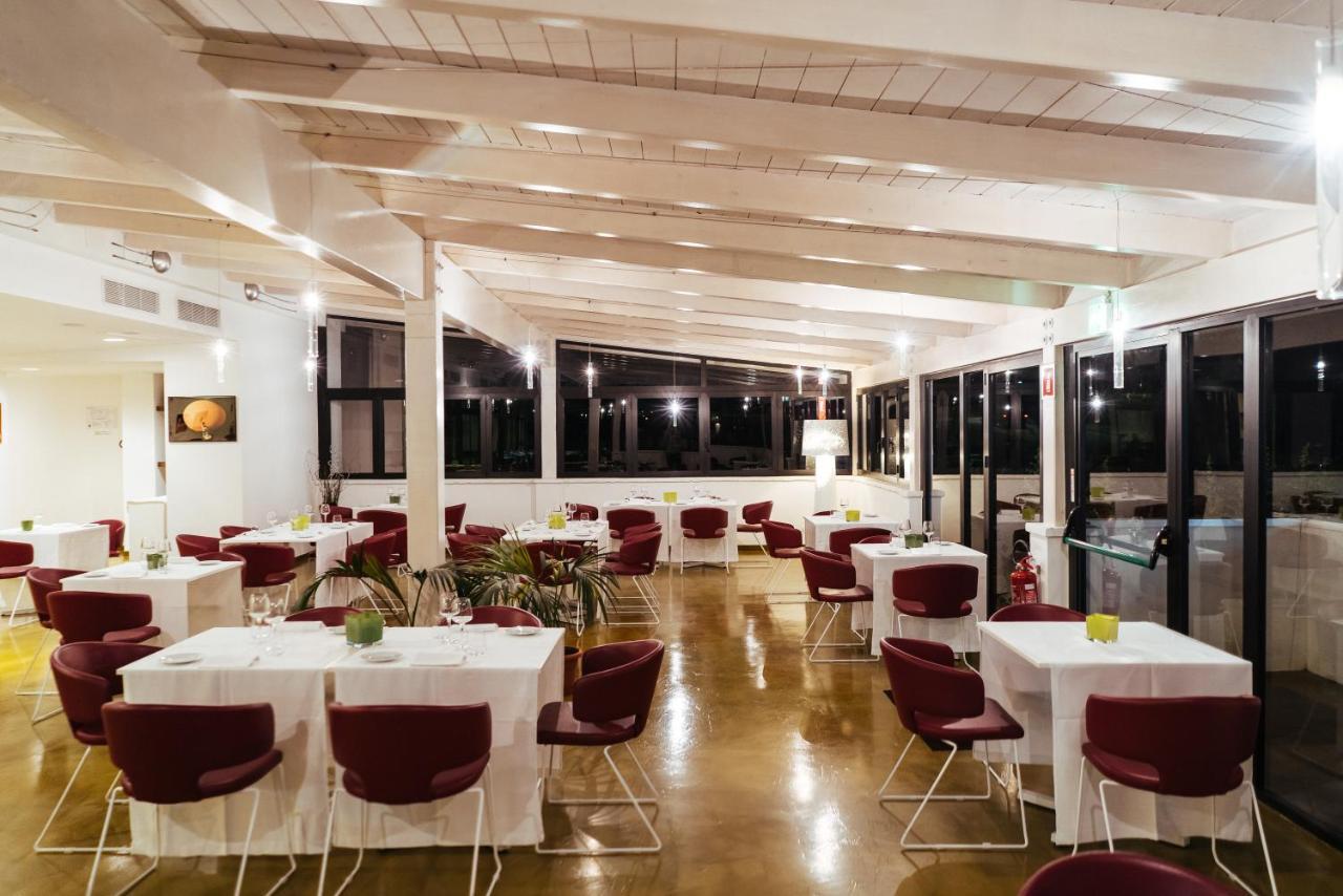 Unaway Hotel Фабро Экстерьер фото